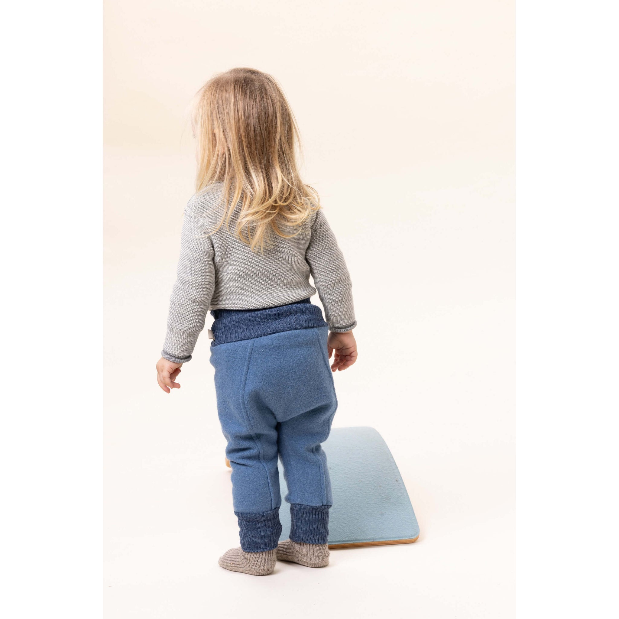 bloomers-pantaloni-bebelusi-lana-merinos-fiarta-organica-disana-natur-galbenus