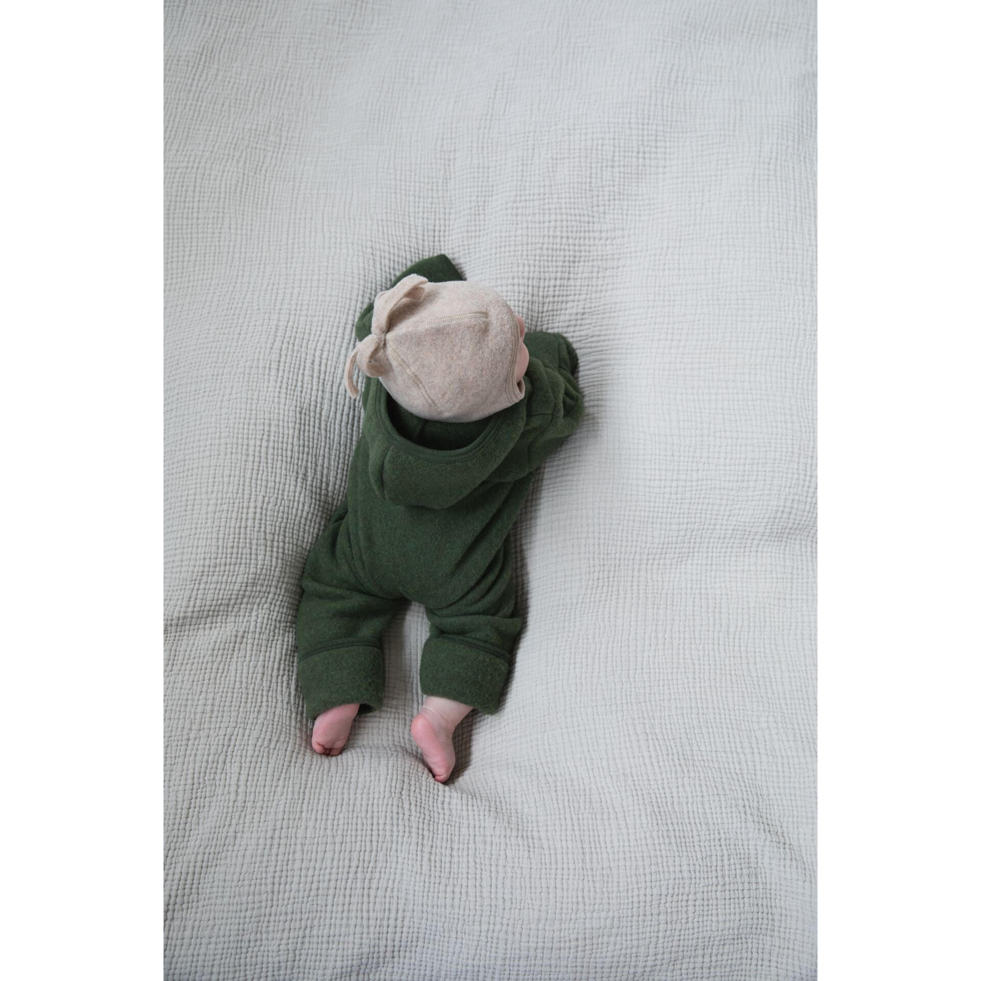 Overall cu botosi din lana fleece merinos organica pentru bebelusi , Verde
