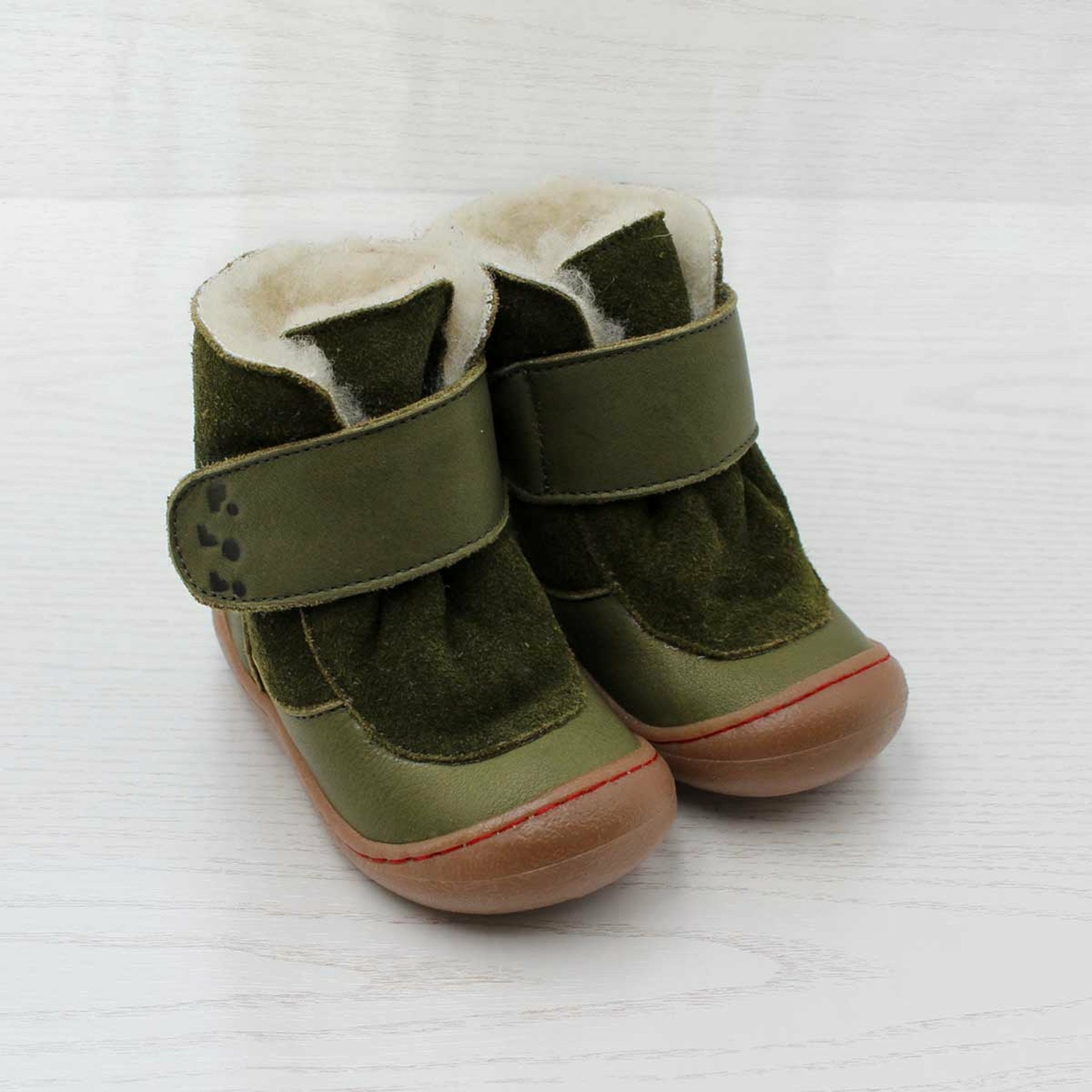 ghete_cu_lana_karla_polololo_bebelusi_barefoot_primii_pasi_piele_naturala_galbenus